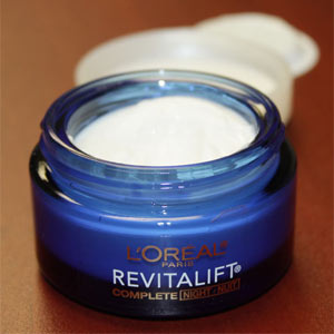 Jar of RevitaLift Complete